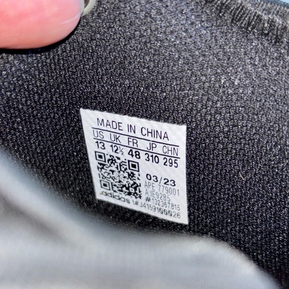 Adidas Adizero Men’s Black and Pink Athletic Shoes - Picture 4 of 5